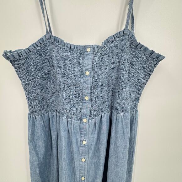 Gap dress size M sleeveless smocked chambray spaghetti strap button front cami - Picture 4 of 8